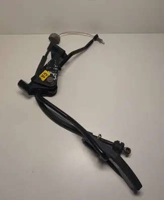 Subaru Legacy Accelerator throttle pedal 90581205