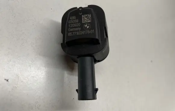 BMW X5 F15 Airbag deployment crash/impact sensor 9224178 65779224178