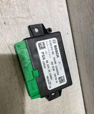 Citroen C3 Aircross Parking PDC control unit/module 9824532180