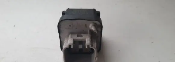 Toyota RAV 4 (XA40) Glow plug pre-heat relay 1567000671