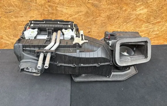 Porsche Macan (95B) Interior heater climate box assembly 8T2816005F 8T2816005D T8T1000