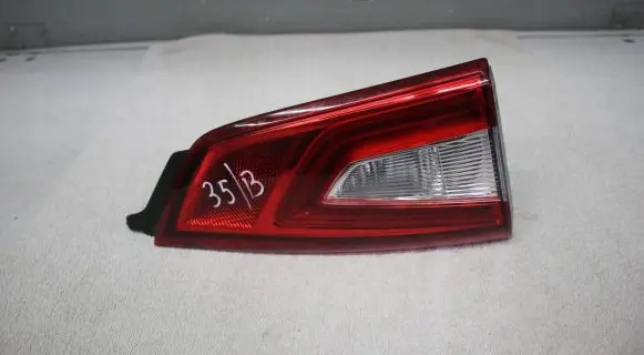 Nissan Qashqai Rear/tail lights 265554EA5D 265554EA5C 265554EA5G