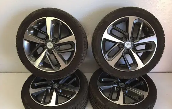 R18 alloy rim