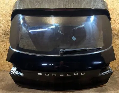 Porsche Macan (95B) Tailgate/trunk/boot lid 95B827159C
