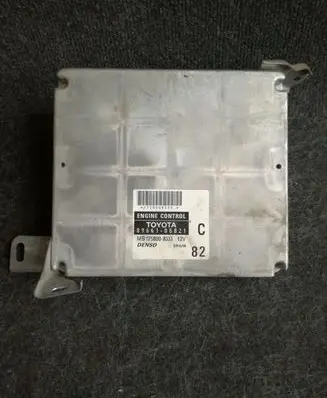 Toyota Avensis T250 Engine control unit/module 8966105821
