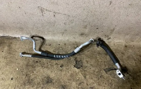 Mercedes-Benz E W212 Air conditioning (A/C) pipe/hose A2128301616