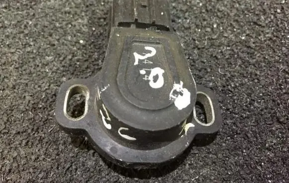 Mazda 626 Throttle valve position sensor 7414