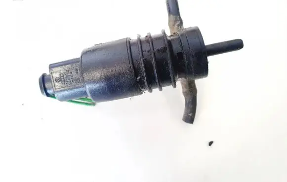 Volkswagen Golf IV Windscreen/windshield washer pump 1j0973722