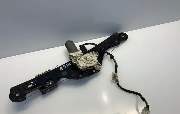 Mercedes-Benz E W211 Rear door window regulator with motor A2117300246 2117300246