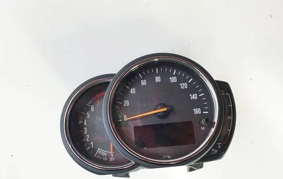 Speedometer (instrument cluster)