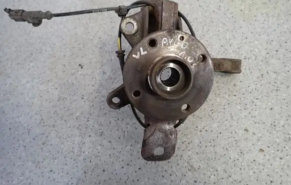 Toyota Aygo AB10 Front wheel hub spindle knuckle 432120H010