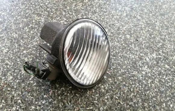 Toyota Corolla E110 Front indicator light 01850757B
