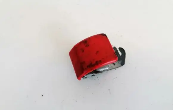 Volvo S40, V40 Engine bonnet (hood) release handle