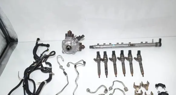BMW 5 F10 F11 Fuel injection system set 7823402 13537823402 7823395