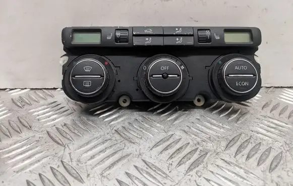 Volkswagen Golf V Climate control unit
