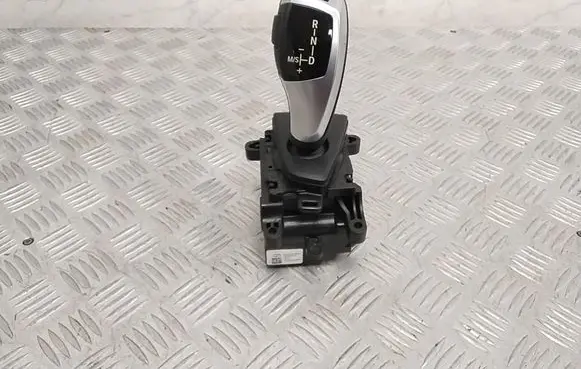 BMW 3 F30 F35 F31 Gear shifter/selector 9296896