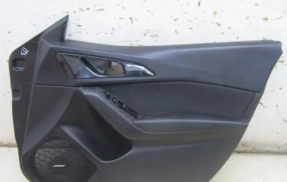 Mazda 3 III Front door card panel trim KRIS235789