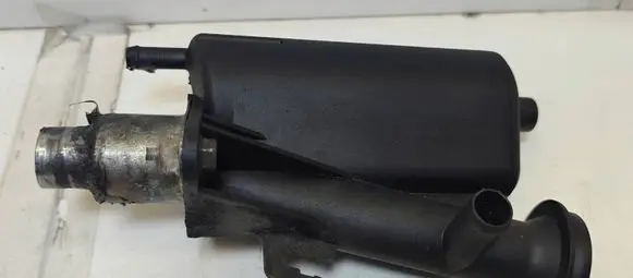 Renault Laguna II Oil breather separator 8200140763 PA66GF30