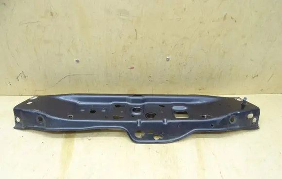 Opel Astra H Radiator support slam panel