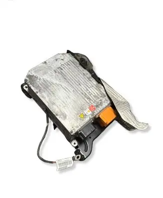 Audi Q7 4M Voltage converter inverter 