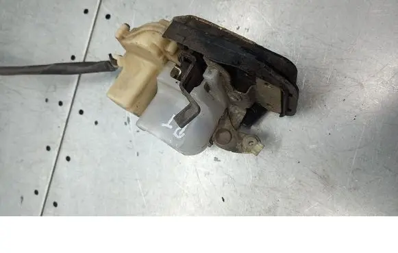 Mazda 626 Rear door lock