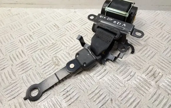 Toyota Verso Middle seatbelt (rear) 733500F020 733500F020B0 566248721B
