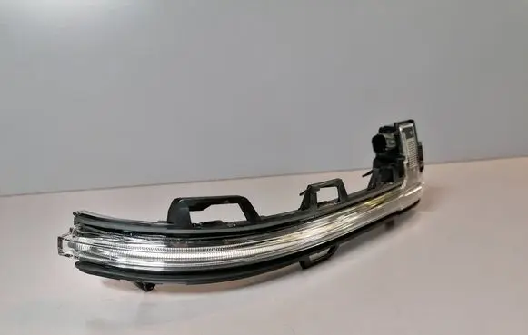BMW X5 G05 Mirror indicator light 7441440 63137441440