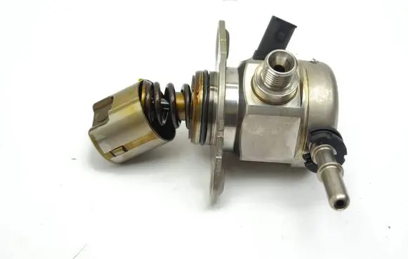 Hyundai Kona I Fuel injection high pressure pump 3532003AC0 9046020030 4894725Y