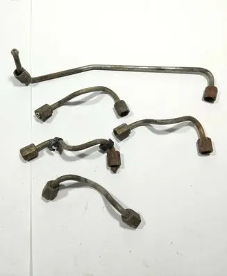 KIA Carens I Fuel injector supply line/pipe 