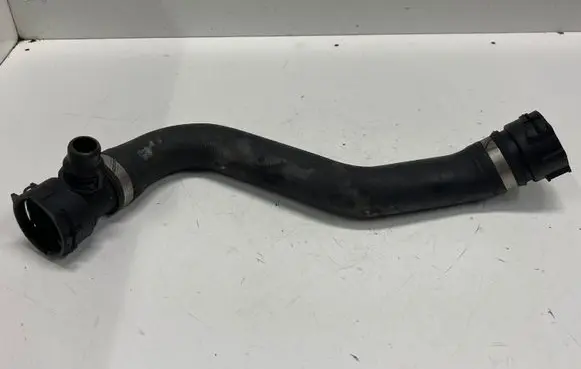 BMW 5 E60 E61 Engine coolant pipe/hose 7525641 PA66GF30 73274716