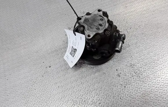 Peugeot 406 Power steering pump 9624659580