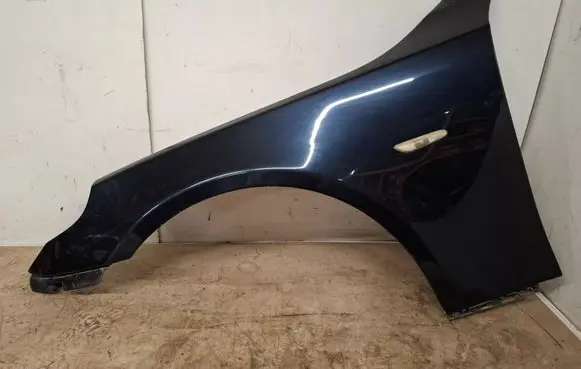 BMW 5 E60 E61 Fender