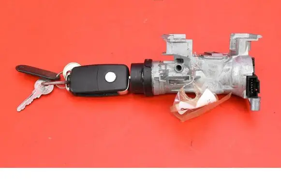 Volkswagen Caddy Ignition lock 1K0905851B