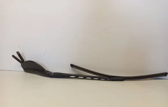 BMW 5 E60 E61 Front wiper blade arm 61617035103 7035103