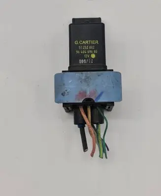 Citroen C4 I Picasso Glow plug pre-heat relay 9640469680 51252002