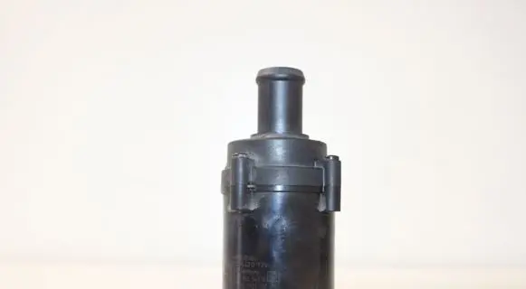 Skoda Octavia Mk2 (1Z) Electric auxiliary coolant/water pump 1K0965561F