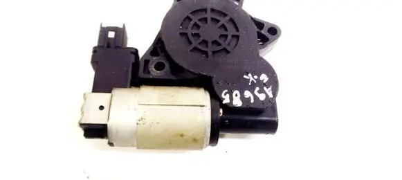 Mazda 6 Rear door window regulator motor GJ6A5858X CM011730