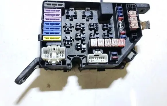 Hyundai Elantra Fuse box set 1320208 91310