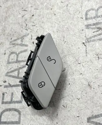 Mercedes-Benz C W205 Central locking switch button A2059055151