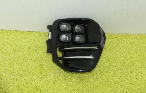 KIA Sportage Front fog light 92202-F1100