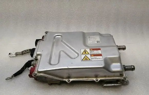 Tesla Model X Voltage converter inverter 106098500C