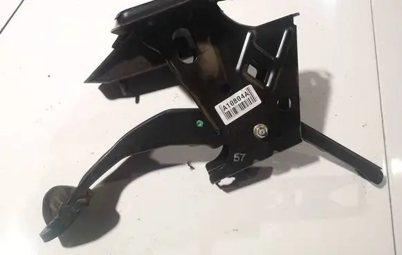 Volkswagen Bora Brake pedal 1j1721058a