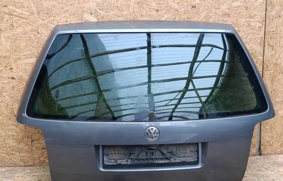 Volkswagen PASSAT B5.5 Tailgate/trunk/boot lid 43R001108