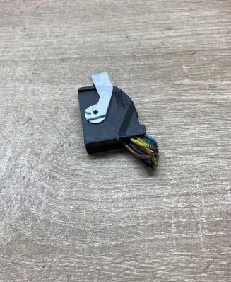 BMW 5 F10 F11 Plug wire 6913630