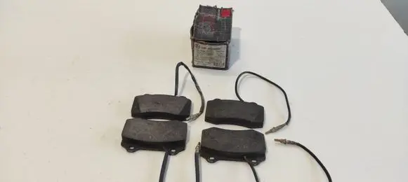 Peugeot 406 Brake pads (front) 223746
