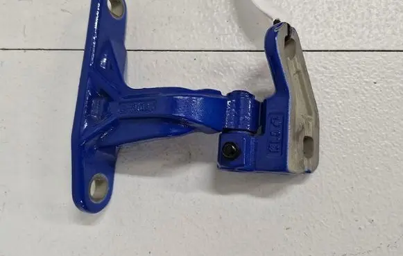 Mercedes-Benz Sprinter W907 W910 Front door upper hinge H910A1