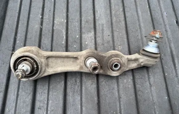Mercedes-Benz C W205 Front lower control arm/wishbone 20508RE