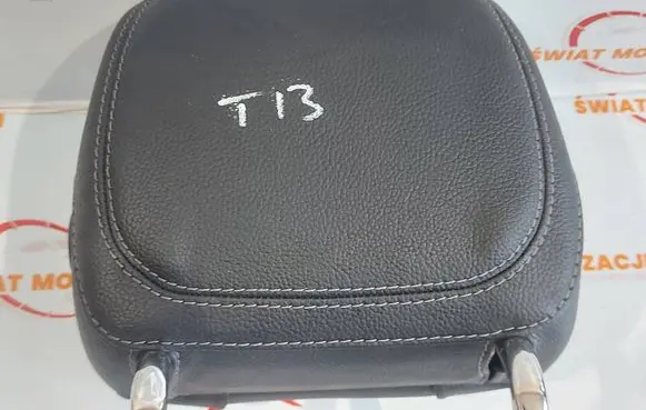 Mercedes-Benz C W205 Front seat headrest 