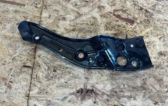 Dacia Duster II Radiator support slam panel 625198179R S2503L057 625198338R