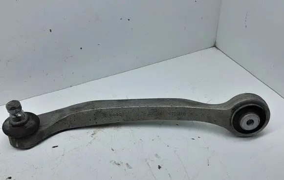 Front lower control arm/wishbone